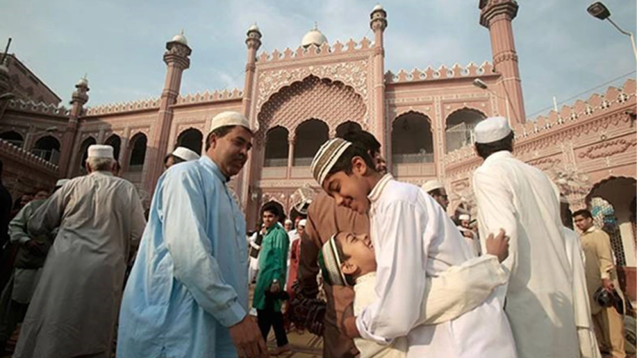 Eid-ul-FItr holidays expected to long for six days