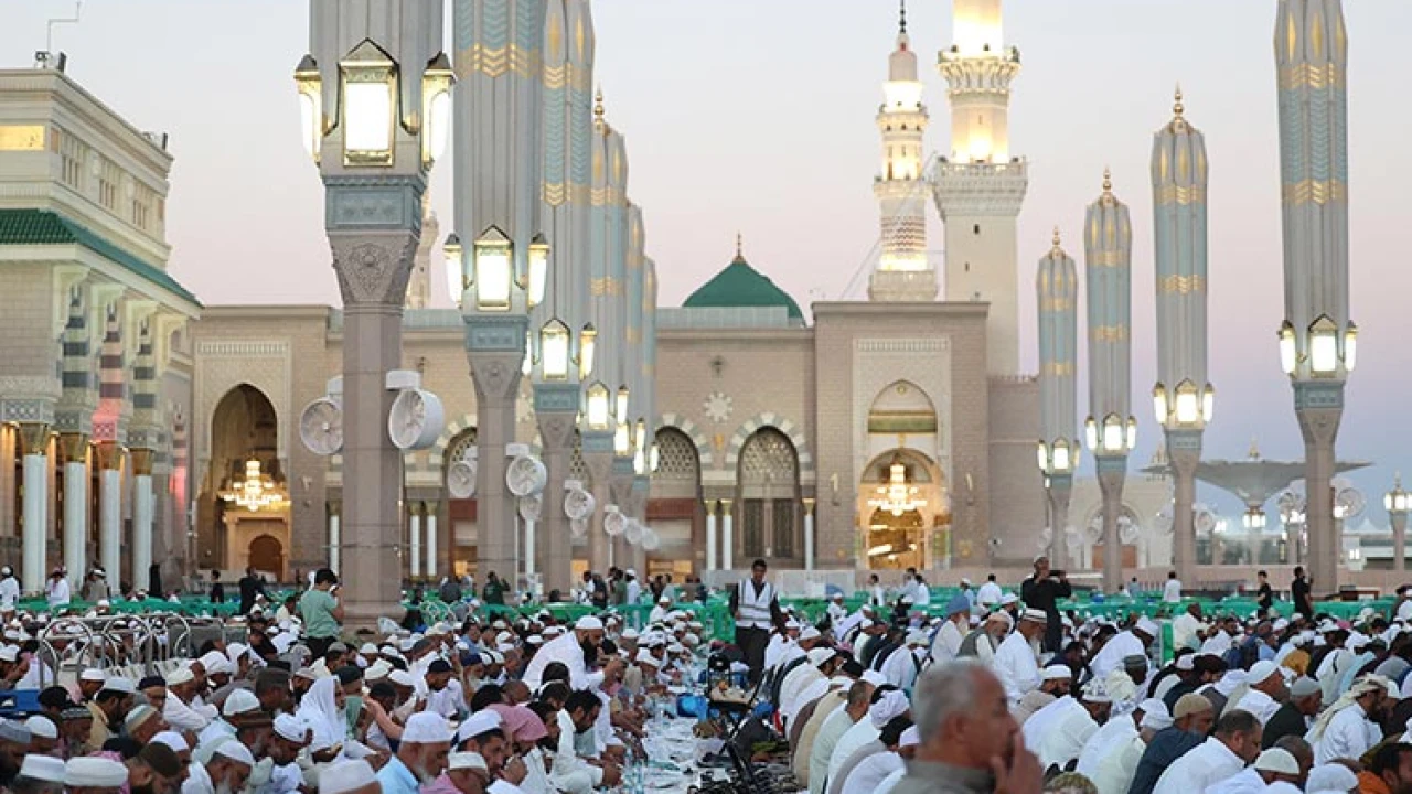 Over 20m pilgrims flock to Prophet’s Mosque in Madinah in Ramadan