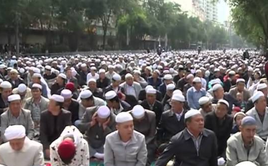 Pakistanis In China Celebrate Eid Ul Fitr With Religious Fervor