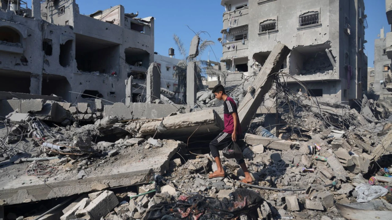 Israeli airstrikes in Gaza, 43 more Palestinians martyred