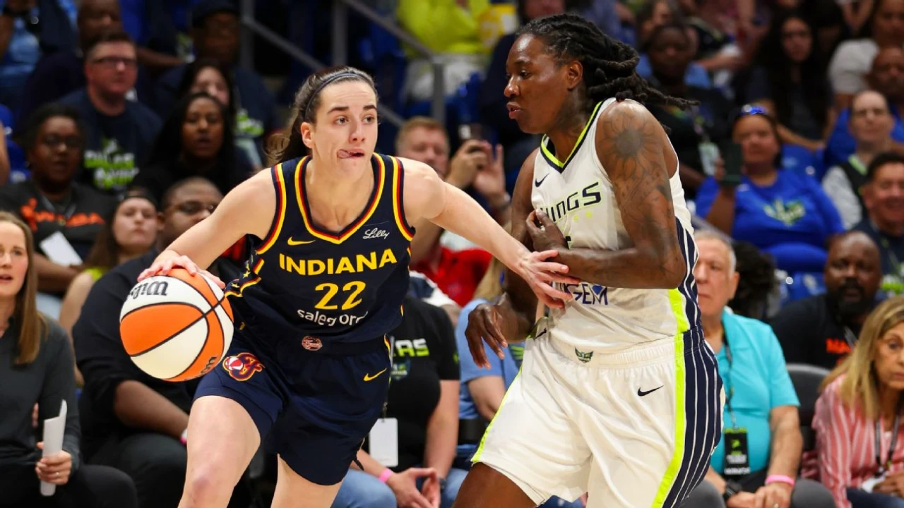 Clark impresses with 21 in WNBA preseason debut
