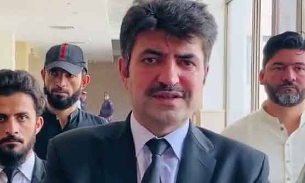 IHC Stops Police From Arresting Sher Afzal Marwat