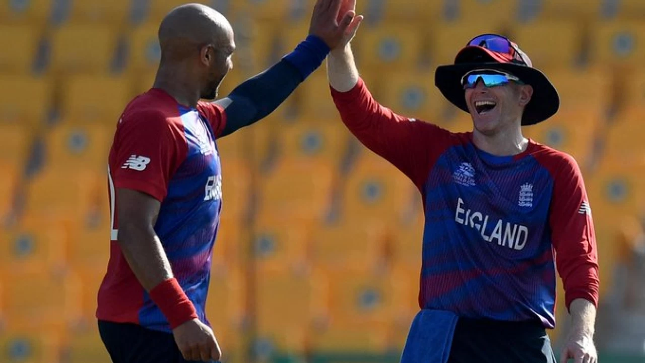 England beat Bangladesh by 8 wickets in T20 World Cup match
