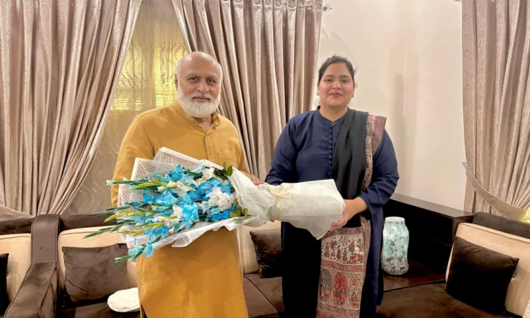 HEC Chairman Meets Punjab University Media Department Head to Discuss Education Initiatives