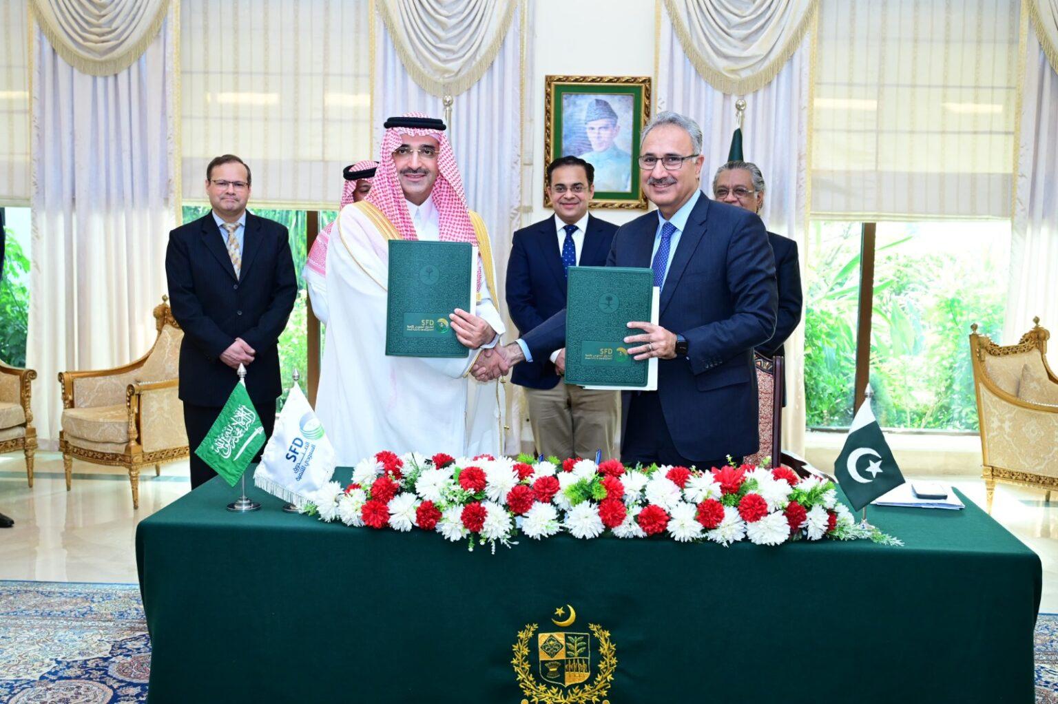 Pakistan, SFD sign $107 mln hydropower agreements