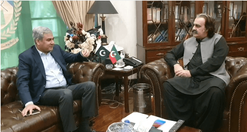 وزیر اعلیٰ خیبر پختونخوا سے وفاقی وزیر داخلہ  کی ملاقات