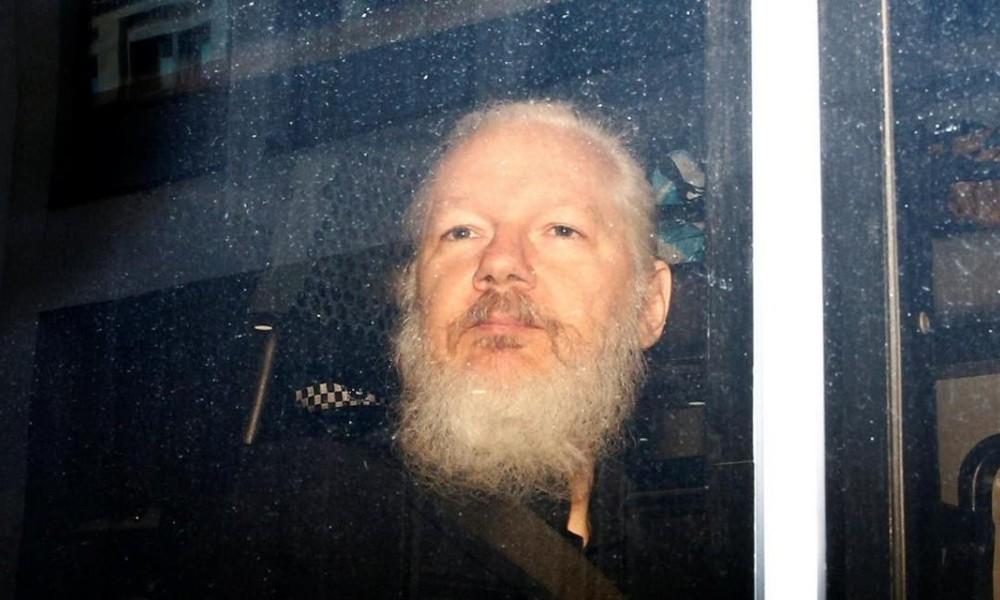 US wins bid to extradite WikiLeaks founder Julian Assange