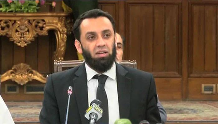 معیشت کو مستحکم کرنے کیلئے ٹھوس اقدامات کر رہے ہیں ، وزیر اطلاعات
