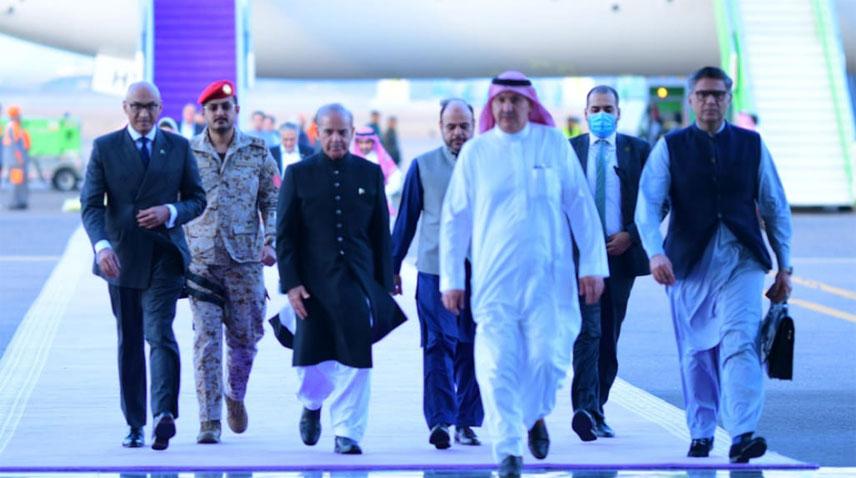 PM Shehbaz arrives in Saudi Arabia on an official visit