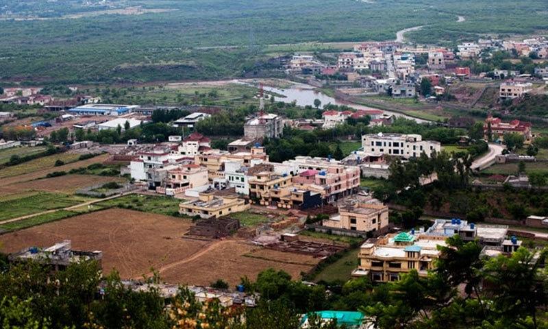 بنی گالہ میں ڈکیتی کی بڑی واردات ، ڈاکو کروڑوں  کے زیورات اور نقدی لوٹ کر فرار