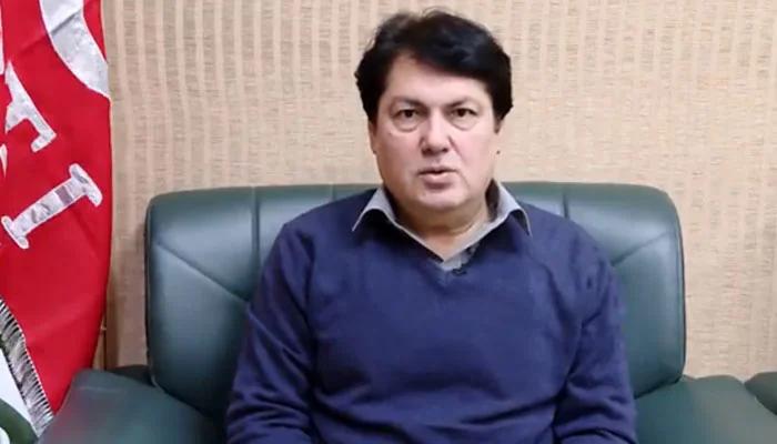 Barrister Saif accuses Maryam Nawaz pretends amid prices of flour