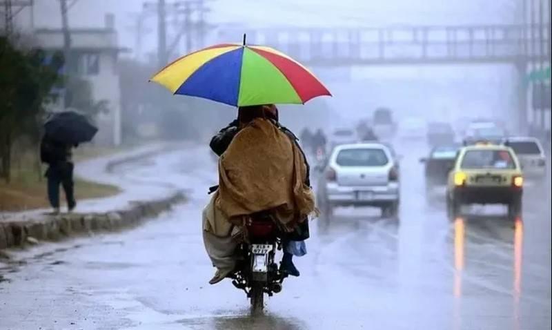 ملک کے  مختلف شہرو ں میں بارش کا امکان