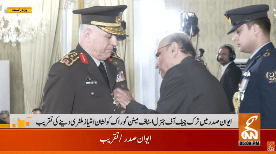 President confers Nishan-i-Imtiaz (M) award on Chief of General Staff of Turkiye