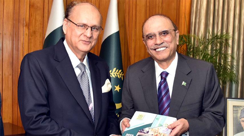 صدر پاکستان کی بنک صارفین کو ایک ارب چھبیس کروڑ روپے کا ریلیف دینے پر بنکنگ محتسب کی تعریف