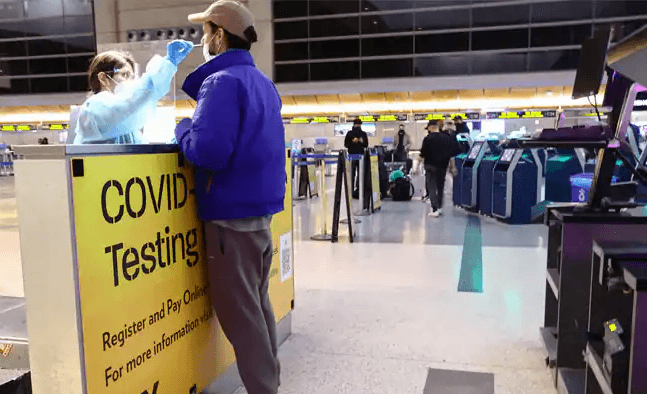 برطانیہ : کورونا وائرس اومیکرون ویرینٹ سے پہلی ہلاکت رپورٹ