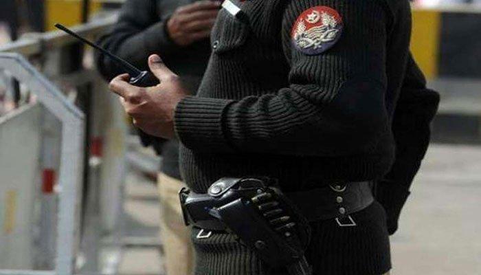 بنوں : نامعلوم مسلح موٹر سائیکل سواروں کی فائرنگ ، سی ٹی ڈی پولیس اہلکار زخمی