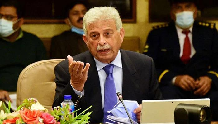 کھاد کی قیمتوں میں  ناجائز  منافع خوری برادشت نہیں کی جائے گی  ، وزیر صنعت