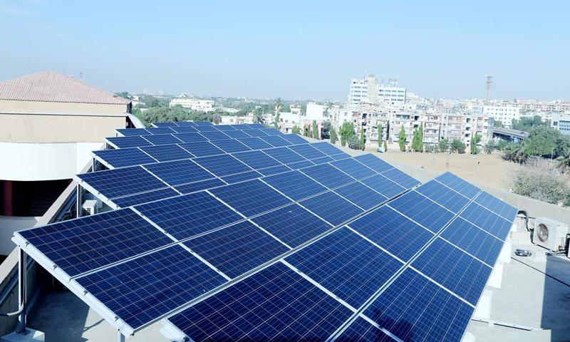 پاور ڈویژن کی سولر پینلز پر ٹیکس عائد کرنے کی خبروں کی تردید