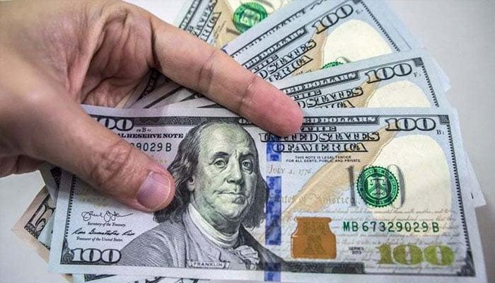 ڈالرکی قیمت میں مزید کمی ، پاکستانی روپیہ مستحکم