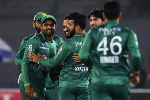 Pakistan thrash West Indies by nine runs in second T20