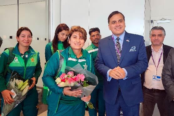 Pakistan women’s team arrives in London today