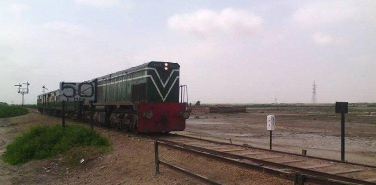 Driver’s alertness saves passenger train narrowly escaped major accident