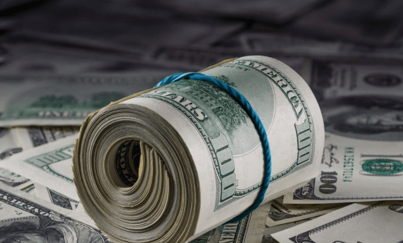 ڈالر کی قیمت میں اضافہ