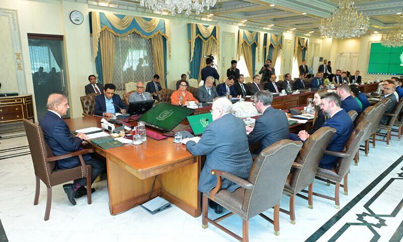 PM orders privatisation of all state-owned enterprises