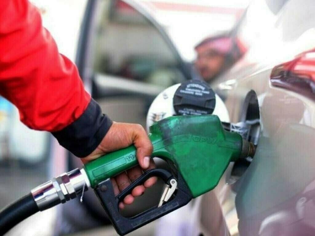 Shehbaz govt slashes petrol price by Rs15.39 per litre