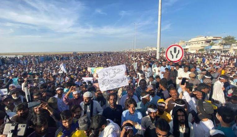 گوادر میں گزشتہ کئی روز سے جاری دھرنا ختم کرنے کا اعلان