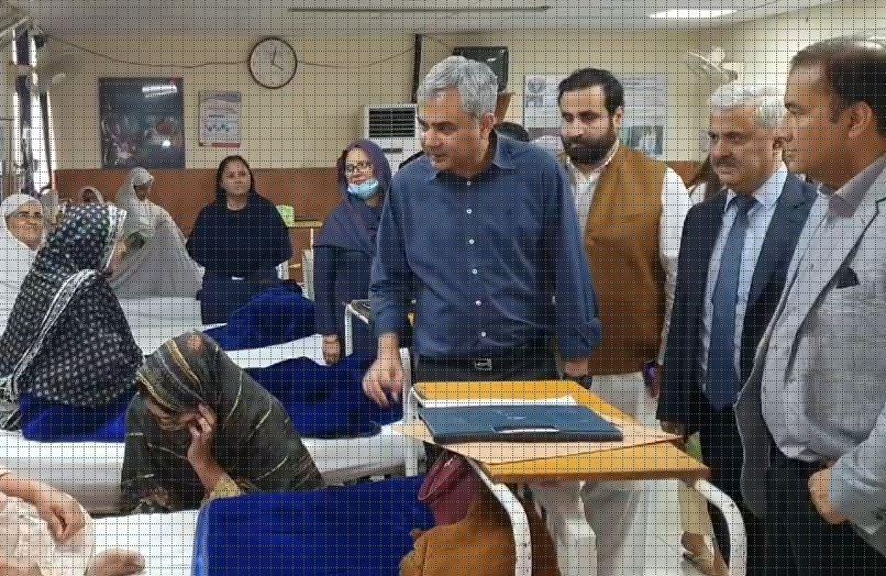 Interior Minister reviews treatment facilities at Capital Hospital