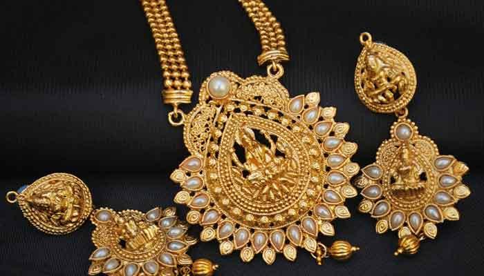 Prices of gold significantly drop again today