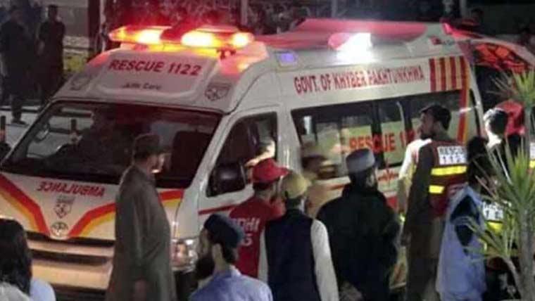 سوات: مسافر کوچ کھائی میں گرنے سے 7 افراد جاں بحق