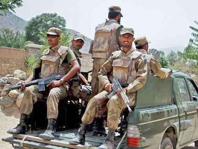 پشاور میں سکیورٹی فورسز کے آپریشن میں دو دہشت گرد ہلاک ، دو زخمی