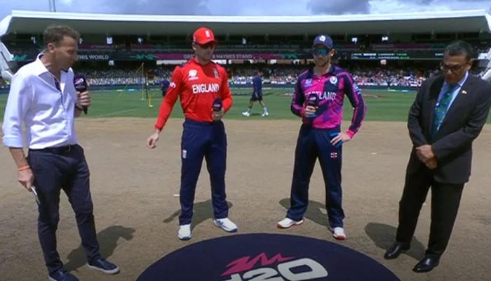 ٹی ٹوئنٹی ورلڈکپ، اسکاٹ لینڈ کا  دفاعی چیمپئن انگلینڈ کے خلاف ٹاس جیت کر بیٹنگ  کا فیصلہ