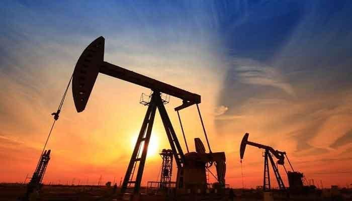 Oil prices edges up to 3pc to one-week high