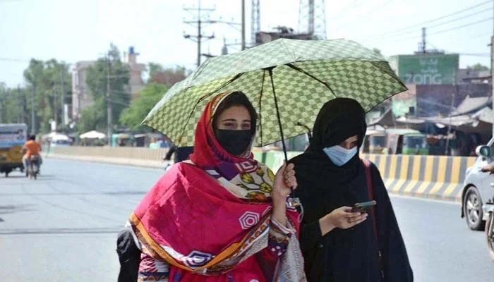 Heat likely to slightly intensify in Karachi today