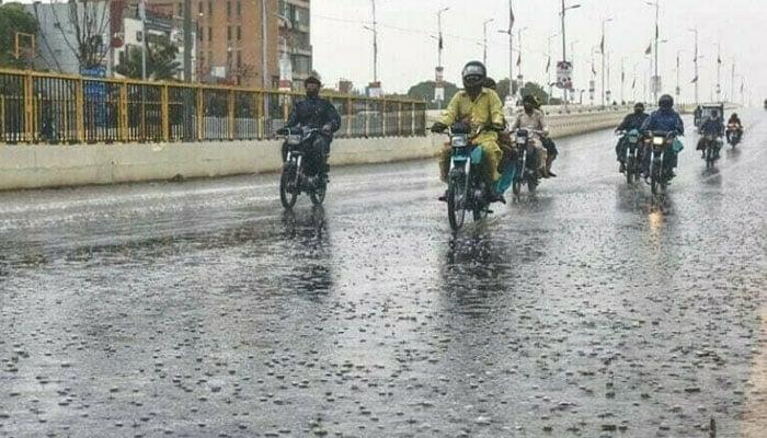 After Punjab, rain in different cities of Sindh 