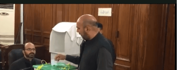 کے پی کے سے سینیٹ کی خالی نشست پر پولنگ جاری