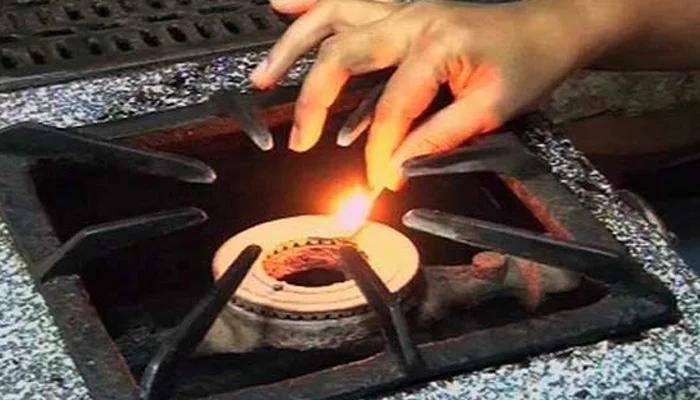 لاہور میں گیس کا بحران شدت اختیار کر گیا