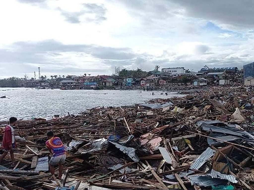 Philippines typhoon death toll hits 375