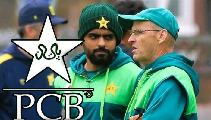 ورلڈ کپ میں  ناقص کارکردگی، ہیڈ کوچ نے اپنی رپورٹ چیئرمین پی سی بی کو بھجوا دی