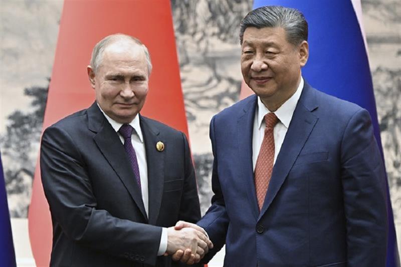 Putin, Xi vie for influence at Central Asian summit