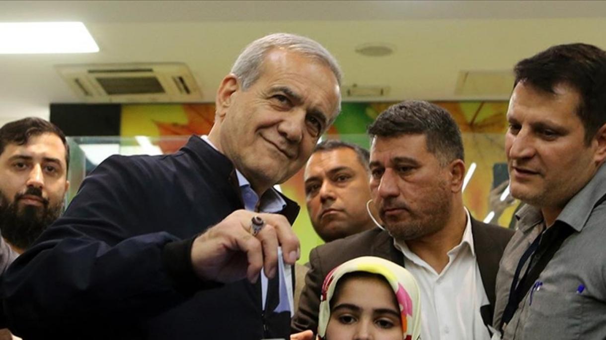 ایران میں صداراتی انتخابات کا دوسرا مرحلہ کل ہوگا