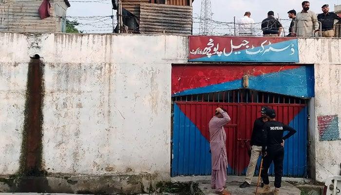 راولا کوٹ جیل سے فرار ہونے والے  4 قیدی گرفتار