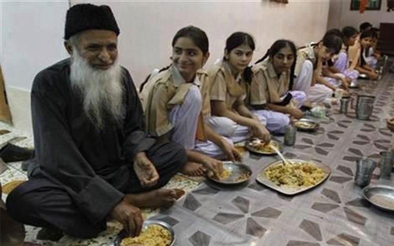 عظیم فلاحی کارکن عبدالستار ایدھی کی آٹھویں برسی آج منائی جا رہی ہے