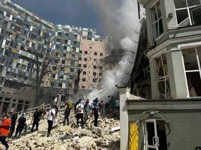 یوکرین میں روسی میزائل حملے، 36 افراد ہلاک ،100 سے زائد زخمی