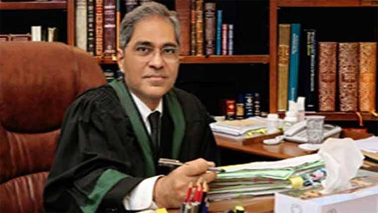 Justice Shafi Siddiqui takes oath as SHC CJ