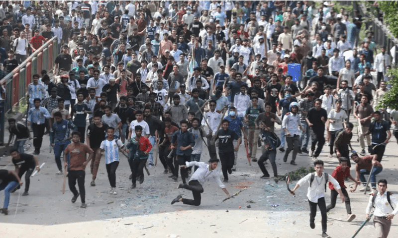 پاکستانی طلبہ بنگلہ دیش میں پھنس گئے ، والدین کا وزیر اعظم کو خط