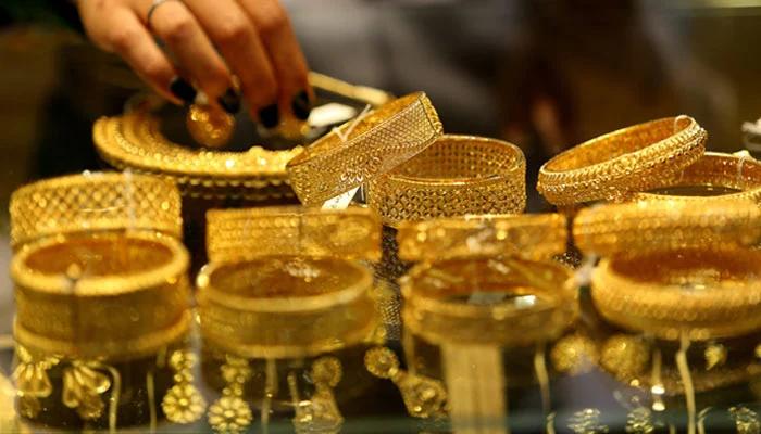 Gold price up by Rs1,000 per tola in Pakistan